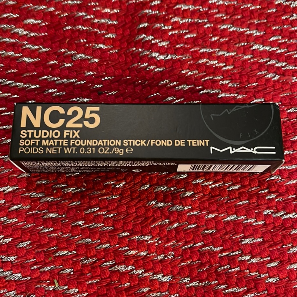 MAC STUDIO FIX SOFT MATTE FOUNDATION STICK